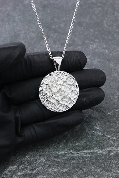 Wave Pattern Textured Disc Pendant (Double Sided / Reversible) With 22" Hypoallergenic Cable Chain Necklace