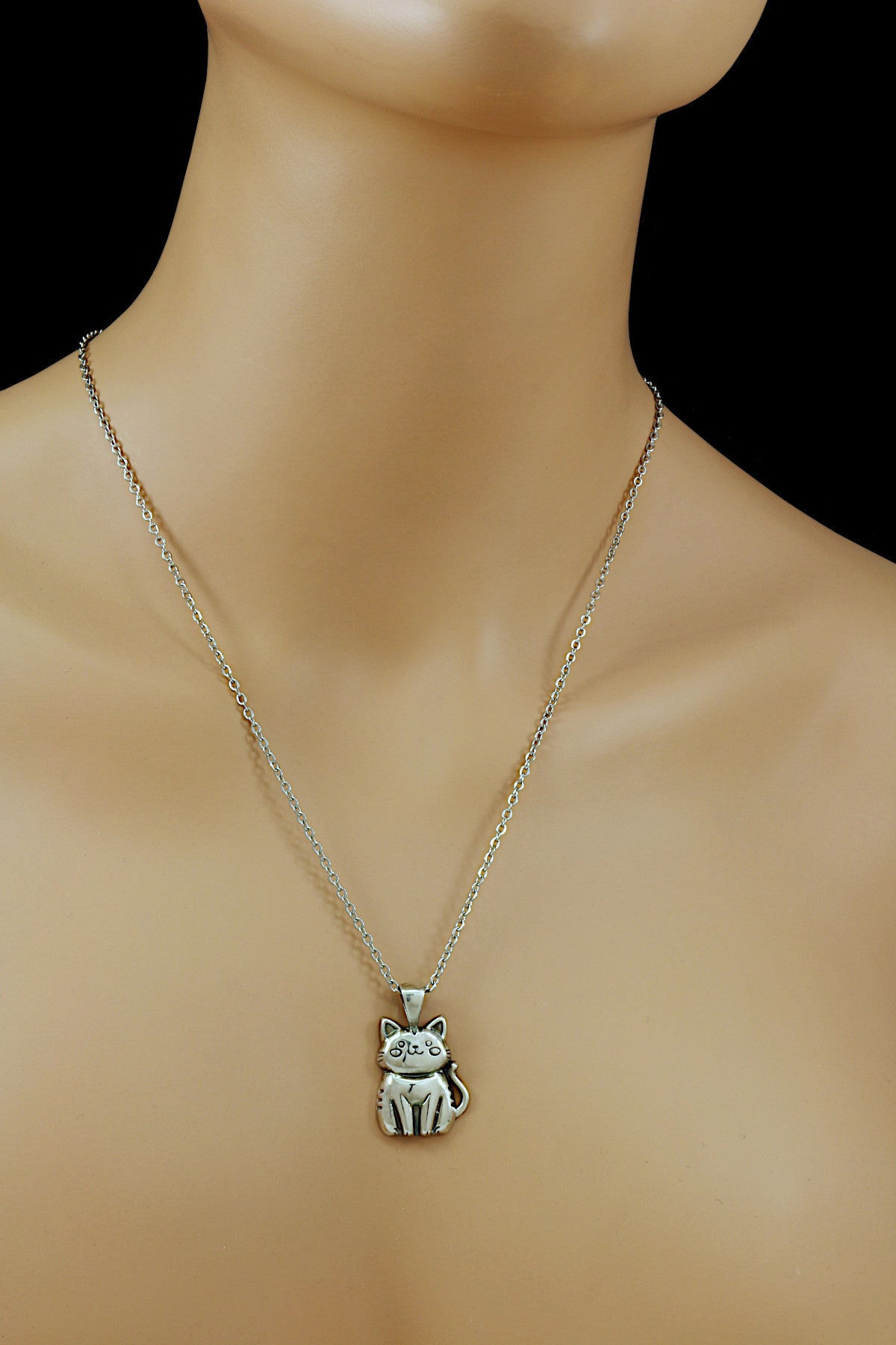925 Sterling Silver Smiling Cat Pendant With 22" Hypoallergenic Cable Chain Necklace