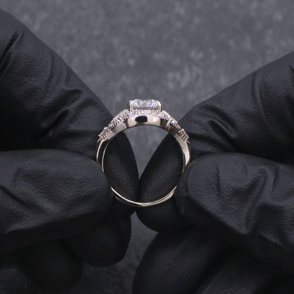 Custom Made 14k Yellow Gold Diamond Antique Style Ring