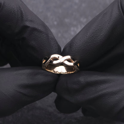 18k Interweaving Twist Wedding Band