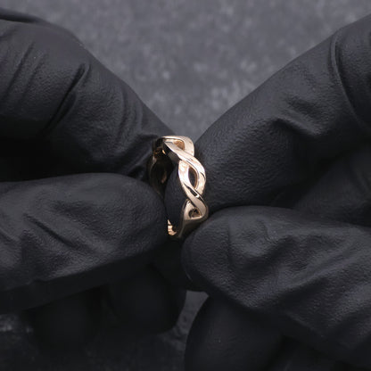 18k Interweaving Twist Wedding Band