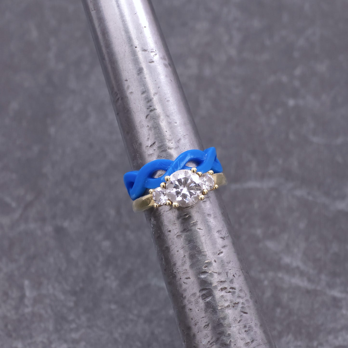 18k Interweaving Twist Wedding Band