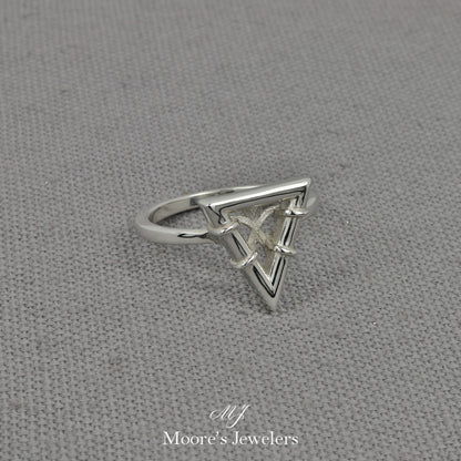 925 Sterling Silver Eternal Triangle Ring