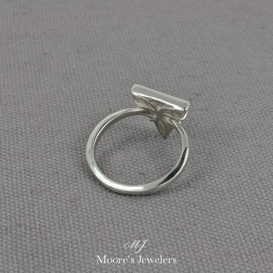 925 Sterling Silver Eternal Triangle Ring